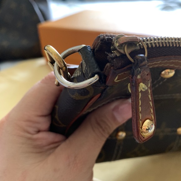 Monogram Riveting Pochette Accessories - Picture 11 of 15